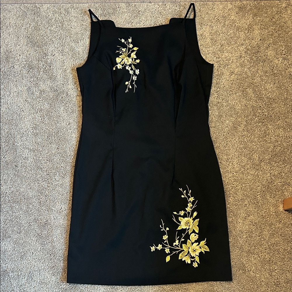 Vintage Floral Black Midi Dress